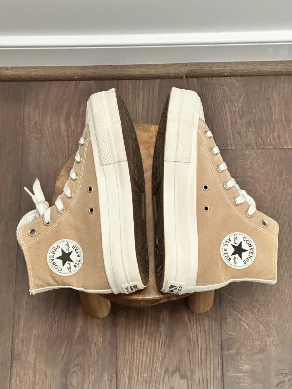 Converse All-Star Women’s High Top Platform Sneakers, Size 8 - Picture 7 of 10